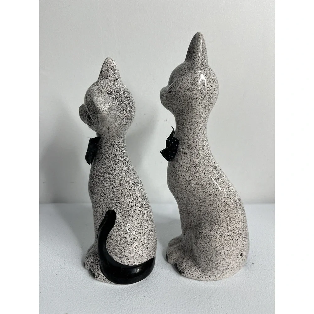 Vtg Pair Of Ceramic Speckled Siamese Cat W/ Bows‎ Statue Figure Set Of 2